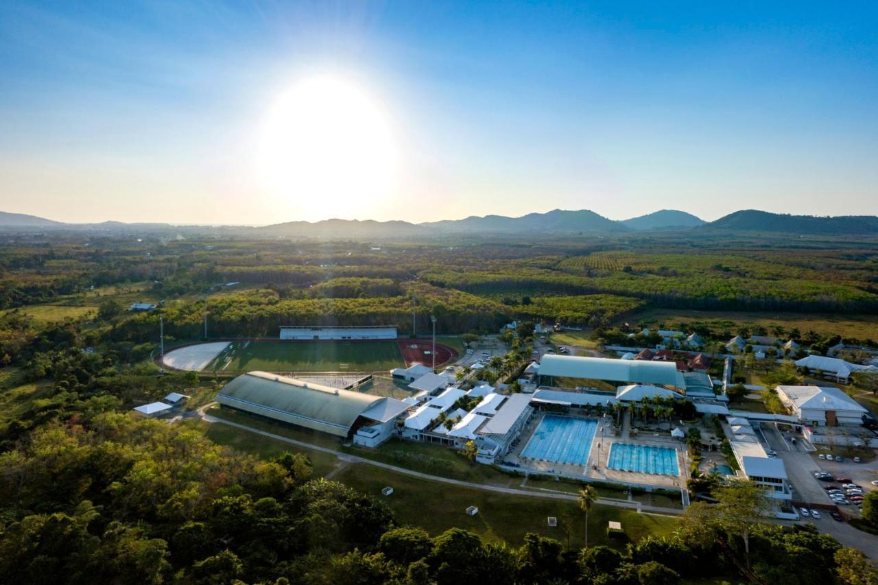 Thanyapura Sports&Health Resort - SHA Plus Thalang Bagian luar foto